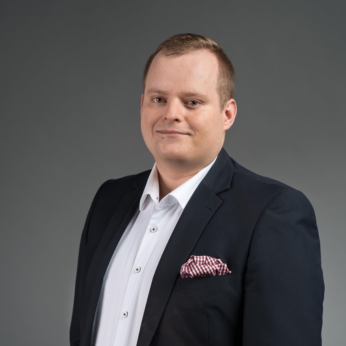 Paweł Kamiński wraz z początkiem kwietnia przejął obowiązki Country Managera hapipożyczek. To kolejny etap trwającego od p&oacute;ł roku procesu zmian w zarządzie IPF Polska, właściciela marki hapipożyczki.W dniu 1 kwietnia br. Paweł Kamiński, dotychczas piastujący stanowisko Head of Business Development, przejął obowiązki Country Managera hapipożyczek. To...